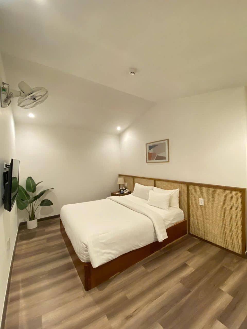 A25 Hotel - 14 Ho Huan Nghiep Хошимин Екстериор снимка